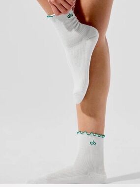 Alo yoga socks